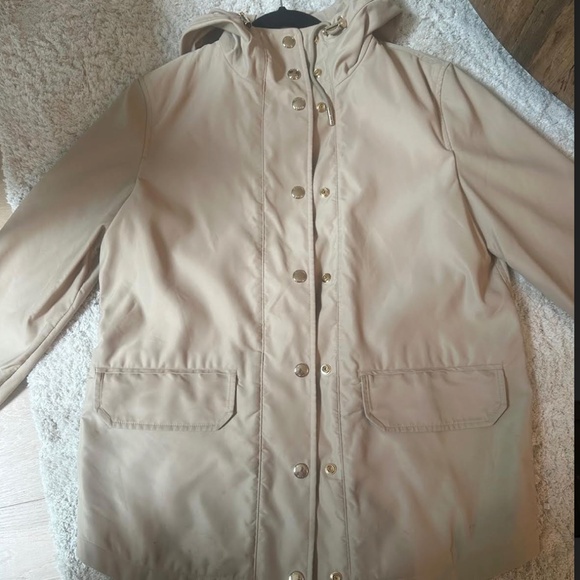 Burberry Raincoat - Picture 3 of 4